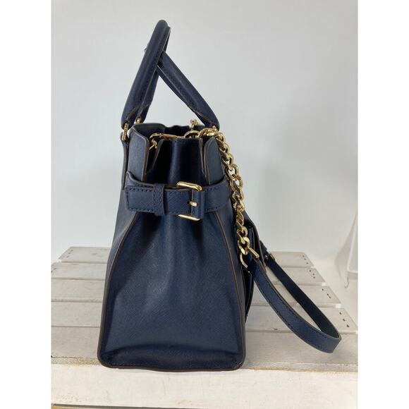 MICHAEL KORS, LARGE NAVY SAFFIANO LEATHER CROSSBODY BAG - Picture 3 of 16